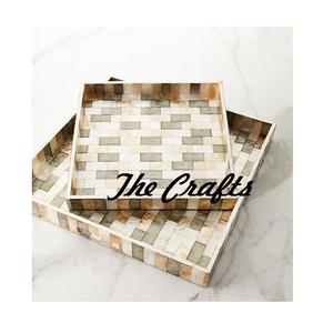 Juego de bandejas de madera y nácar para aperitivos y postres de dos tamaños diferentes Bandeja para servir con calidad exclusiva - Product Image 1