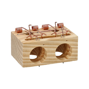 Piège à souris en bois 2 trous Ø/28 mm. - Product Image 1