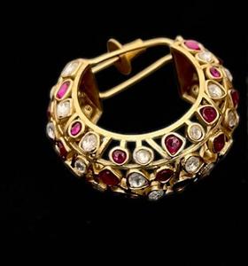 Pendientes Kundan de Estilo Tradicional Chapados en Oro de la Mejor Calidad, Colecciones para Bodas y Fiestas para Mujeres y Niñas - Product Image 2