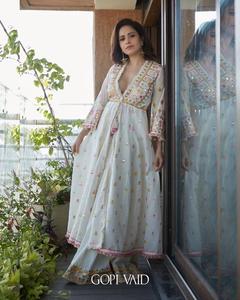 Nouveau concepteur à la mode brodé Anarkali robe de qualité supérieure brodé fantaisie Resa dentelle bordure Georgette matériel - Product Image 5