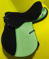 BLUHORSE BH-1060 2025 Selle d'endurance équestre anglaise synthétique de qualité artisanale, durable, avec accessoires en acier inoxydable résistant à la rouille
