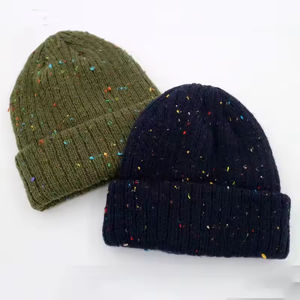 Bonnet tricoté personnalisé de haute qualité, imperméable, respirant, chaud pour l'hiver, couleur personnalisée, vente en gros 2026, logo personnalisé - Product Image 1
