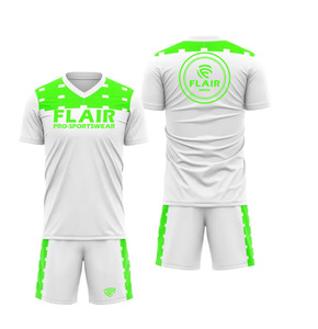 Camiseta de fútbol para niños de diseño retro personalizado, la mejor calidad, 100% poliéster, cómoda, transpirable, Parte delantera corta, conjuntos de nombre OEM nacional - Product Image 5