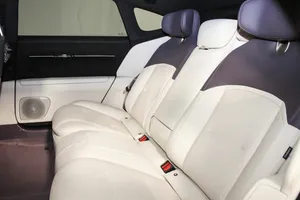 2026 AVHA-TRR 12 Faible kilométrage Transmission automatique Toit ouvrant panoramique Feux LED Feux de jour LED 6 places Prêt à être expédié - Product Image 6