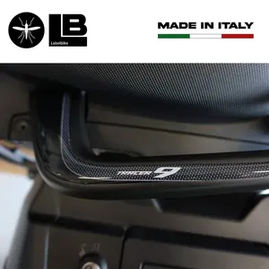 Adesivi 3D per moto compatibili con Yamaha Tracer 9 2021 per maniglie passeggero - Product Image 2