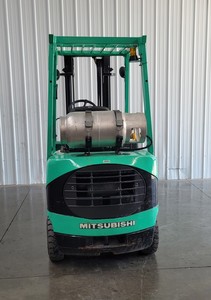 Oferta de Subasta de Primera Categoría para Montacargas Neumáticos FG15N 2001 con 3036 Horas de Uso - Product Image 3