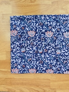 Bloc de main en tissu pur coton biologique imprimé en longueur courante pour la décoration intérieure et le rembourrage. - Product Image 4