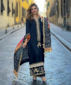 Ensemble Palazzo Dupatta en soie à porter au quotidien avec un design imprimé élégant et des détails à volants - Product Image 6