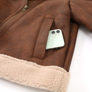 Nouveau design de veste en faux daim à fermeture éclair de couleur marron à manches longues veste en cuir pour femmes - Product Image 3