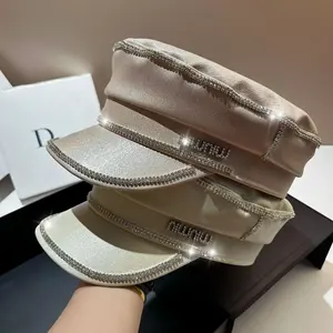 Casquette d'uniforme officielle personnalisée de haute qualité avec logo brodé et emblème en métal - Product Image 3