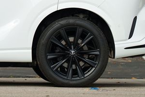 Offre exceptionnelle : Lexus RX 500h F Sport Performance d'occasion 2023 - Product Image 6