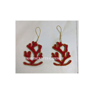 Adorno Navideño Colgante Bordado a Mano con Hilo Zari Indio, Hermoso Adorno para Árbol de Navidad con Forma Personalizada, Mejor Precio - Product Image 1