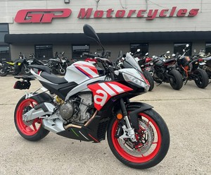 DISPONIBLE: Nueva Motocicleta <span class=keywords><strong>Aprilia</strong></span> Tuono 660 Factory Touring 2026 - Product Image 3