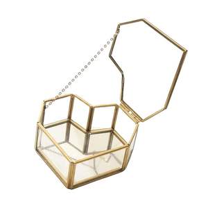 Caja de Joyería de Metal y Vidrio de Primera Calidad para una Durabilidad Superior y un Elegante Almacenamiento y Exhibición en el Hogar - Product Image 2