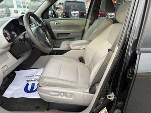 2014 Ho_n_da Pi_lot EX 4WD Soigneusement utilisé - Product Image 2