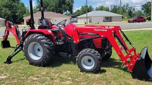 Tracteur à roues 4x4 Mahindra 4500 série 4540 2024 en vente, doté d'un moteur Massey-Ferguson, d'un palier, d'une pompe à engrenages, d'une boîte de vitesses, 45 CV - Product Image 6
