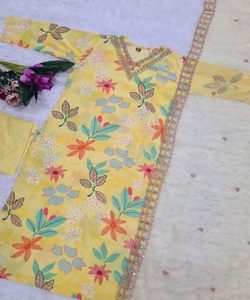 Patrón geométrico Salwar Kameez: conjuntos modernos de Salwar kameez con estampados geométricos para un giro contemporáneo Ideal para - Product Image 5