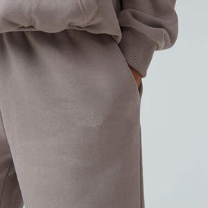 Servicio de OEM Venta caliente Nuevo diseño Mujeres Chándales Precio barato Mujeres Nueva llegada Último estilo Chándal para la venta - Product Image 4