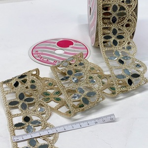 ผ้าลูกไม้ปักเลื่อมหนาทนทานและตกแต่งได้หลากหลายสี - Product Image 1