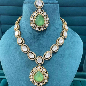 Ensemble de colliers de style indien tendance vert aqua de créateur bijoux de mode indiens pour les tenues de fête des femmes et des filles - Product Image 1