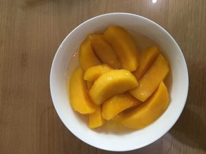 MANGO enlatado en almíbar 100% ML/A20/A10 de alta calidad con sabor dulce 580 natural de la fábrica de Vietnam - Product Image 2