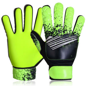 Protection complète des doigts des mains Vêtements de sport Produit de haute qualité Gants de gardien de but de football PAR AMAZING INDUSTRIES - Product Image 1