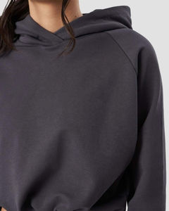 Sudadera con Capucha Corta para Mujer, Personalizable con Logotipo, al por Mayor, Estilo Deportivo Urbano, Oversize, de Algodón Liso - Product Image 2