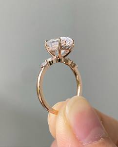 Lujo 3.11CT VS1 Lab Grown Oval Cut Diamond Solitaire Ring 14K Oro amarillo Rodio IGI Certified Fine Engagement Parties - Product Image 2