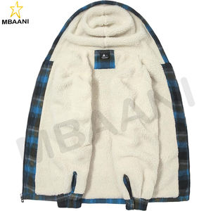 Veste en tissu sherpa à carreaux multicolores avec capuche pour homme - Product Image 3