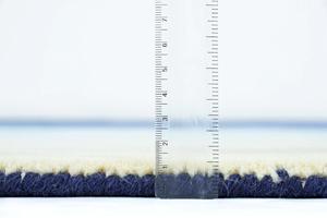 Tapis et carpettes en laine modernes Aurora - Antidérapants et écologiques pour la maison, la chambre à coucher, le salon et l'usage commercial - Product Image 4