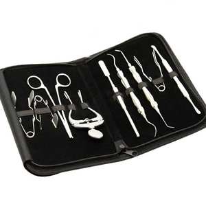Kit Completo de Odontología Veterinaria de 9 Piezas para Conejos y Roedores con Herramientas Manuales de Metal y Bolsa Negra - Product Image 4