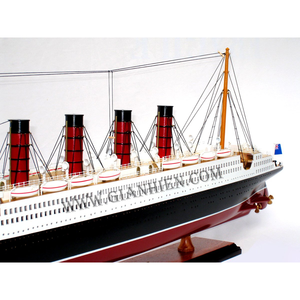 Modèle artisanal de haute qualité du paquebot RMS Aquitania en bois peint pour décoration nautique - Product Image 5