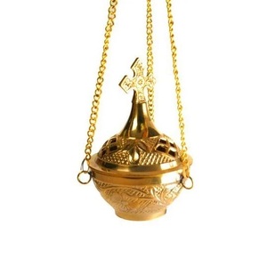 Diffuseur d'arômes en laiton polyvalent Brûleur d'encens suspendu à 3 chaînes Conception de croix. - Product Image 4