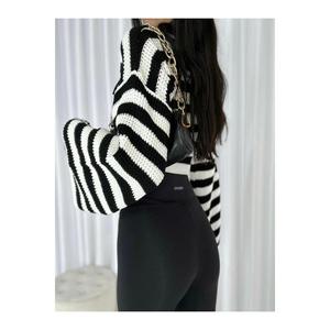 Cardigan alla moda di maglieria abbottonata a righe - Product Image 2