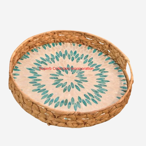 Plateau de service en rotin naturel de qualité supérieure avec incrustation décorative Plateau rond tissé écologique pour la décoration intérieure Plateau de service de cuisine - Product Image 1