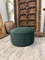 Pouf d'appoint moderne en bois pour siège pouf ottoman couleurs personnalisées tissu pour appartement ou villa salon banc ou repose-pieds
