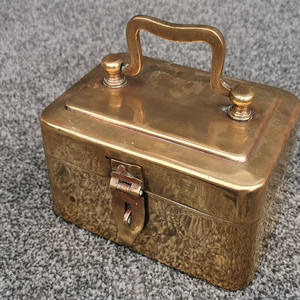 Pandaan indio clásico pulido dorado con manija de bloqueo hecha de latón de alta calidad a precio mayorista de India - Product Image 1