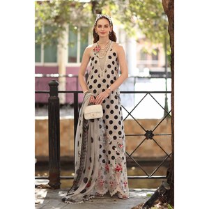 MARIA.B-3PC Elegante Conjunto de Chifón Transpirable con Cuello Halter, Top Estampado Bordado para Primavera/Verano y Dupatta de Seda Estampada - Product Image 3