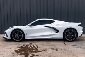 Buena Oferta para Corvette Stingray Convertible 2025 con Motor V8 de 6.2 Litros - Product Image 3