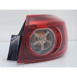 Feu arrière LED STOP droit MAZDA 3 Série BLF151150B S5Y5 (13>) - Product Image 2