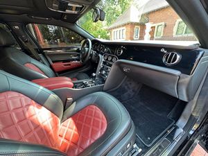 Used 2023 Ultra-Luxury Full-Size Sedan High-Performance Executive Car with Premium Craftsmanship Accidently free - Product Image 2