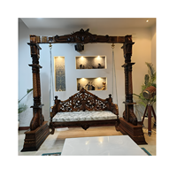 Balançoire extérieure de luxe en bois avec chaînes robustes et siège confortable idéal pour balcon terrasse jardin ou porche décor