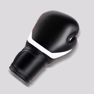 Fabricants expérimentés ont fabriqué des gants de boxe en cuir PU de haute qualité, conçus sur mesure, confortables, avec logo personnalisé pour les arts martiaux - Product Image 4