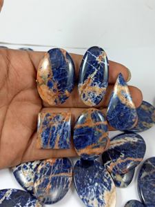 คริสตัลโซดาไลต์แบบขายส่ง พลอยธรรมชาติ พลอยพลังงานแบบหลวม ด้านหลังแบน สำหรับทำเครื่องประดับ - Product Image 3