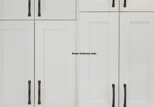 Poignées d'armoires de cuisine modernes en nickel brossé or Quincaillerie pour tiroir dans la chambre à coucher Disponible en Inde Fournisseur - Product Image 4