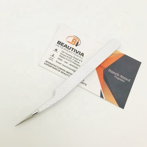 Pinzas de Extensión de Pestañas de Acero Inoxidable de Grado Quirúrgico con Logotipo Personalizado Profesional de Alta Calidad, Puntas Afiladas para Aislamiento de Polvo de Diamante - Product Image 5