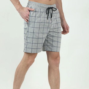 Shorts pour hommes personnalisés en marque propre, fabriqués au Pakistan, taille mi-haute, séchage rapide, confortables, style décontracté tendance - Product Image 2