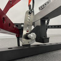 Machine à pullover à charge libre avec bras articulés et siège rembourré pour l'entraînement musculaire en salle de sport commerciale