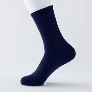Chaussettes de football en tricot d'hiver personnalisées de haute qualité avec motif de lettres et bas à revers, logo OEM, chaussettes de sport pour hommes - Product Image 6