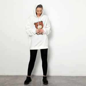 Vêtements de sport à la mode Logo personnalisé Vente en gros Sweats à capuche pour femmes en molleton de coton Sweats à capuche pour femmes les plus vendus au meilleur prix - Product Image 4